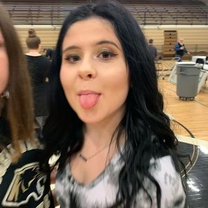 Meet your Posher, Allison